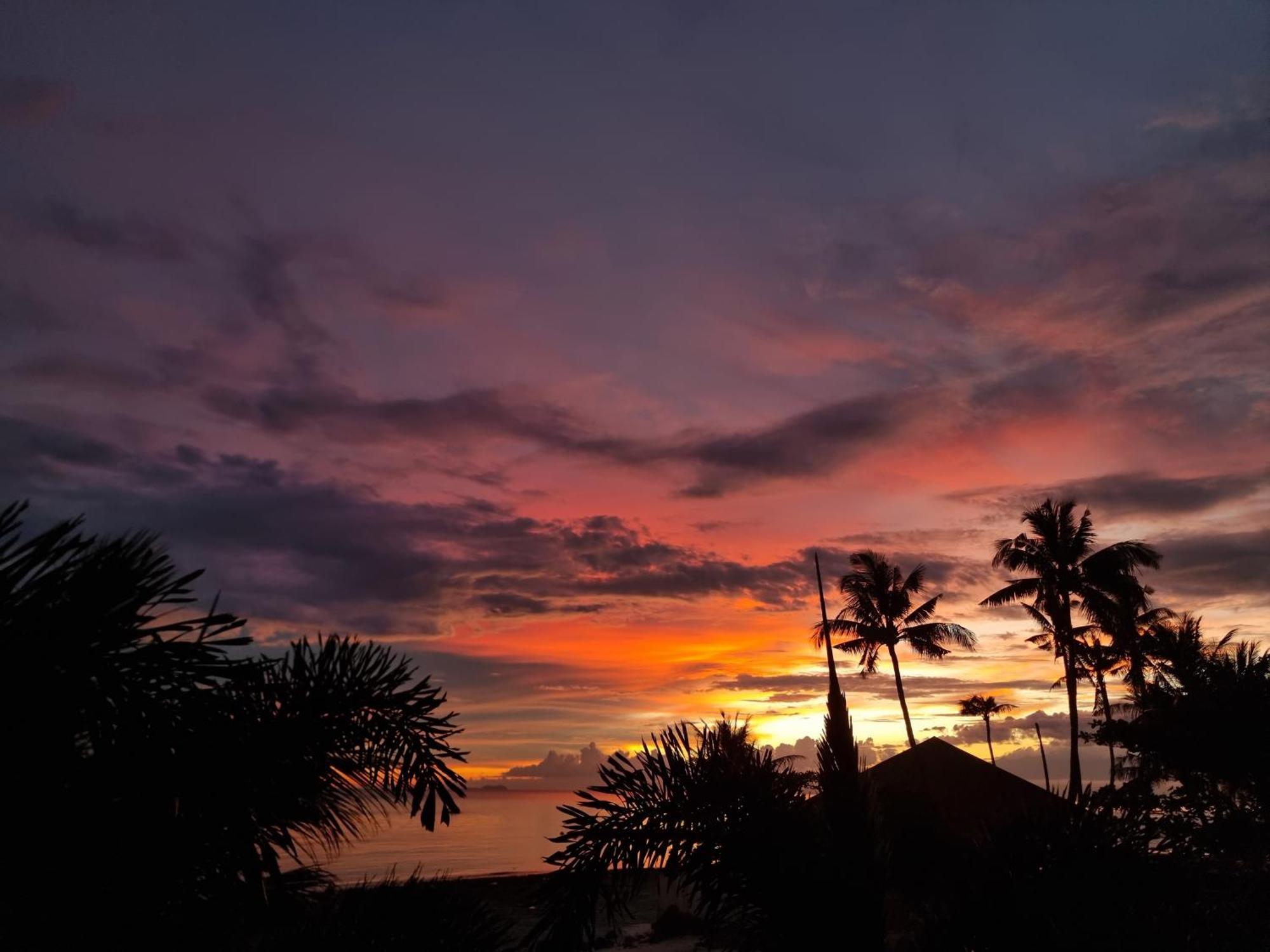 Kobe'S Beachfront Haven Siquijor Exterior foto