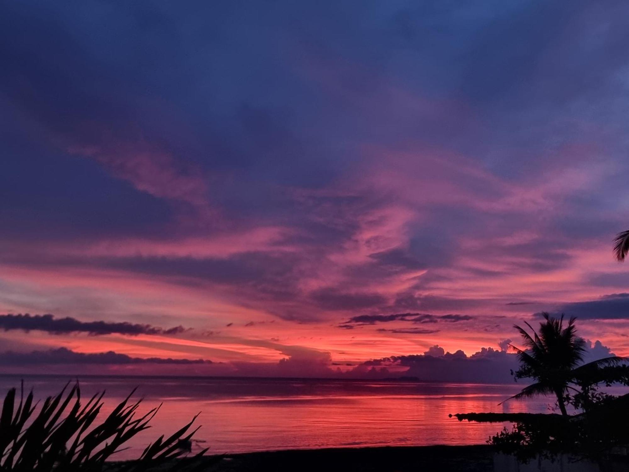 Kobe'S Beachfront Haven Siquijor Exterior foto