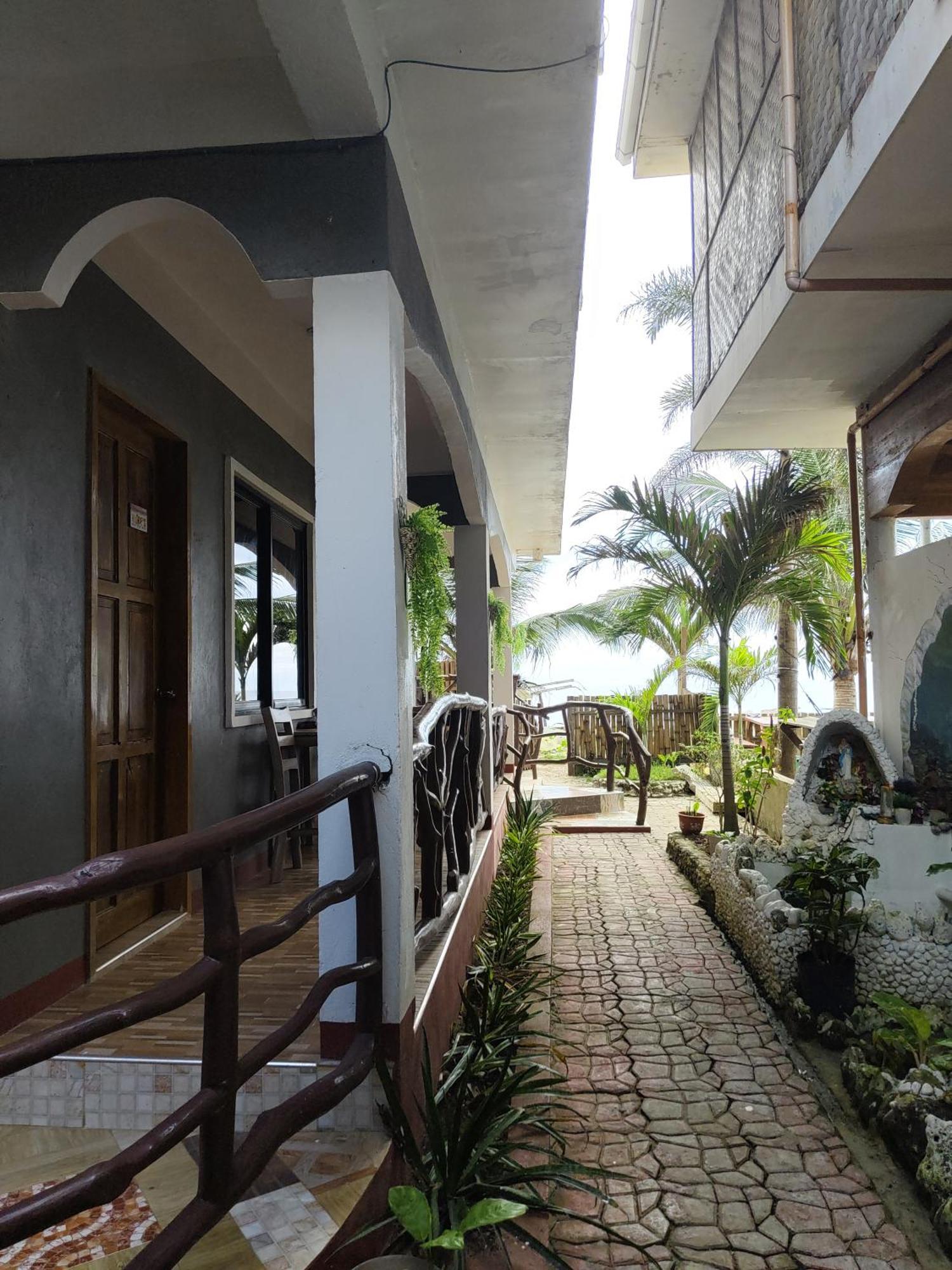 Kobe'S Beachfront Haven Siquijor Habitación foto