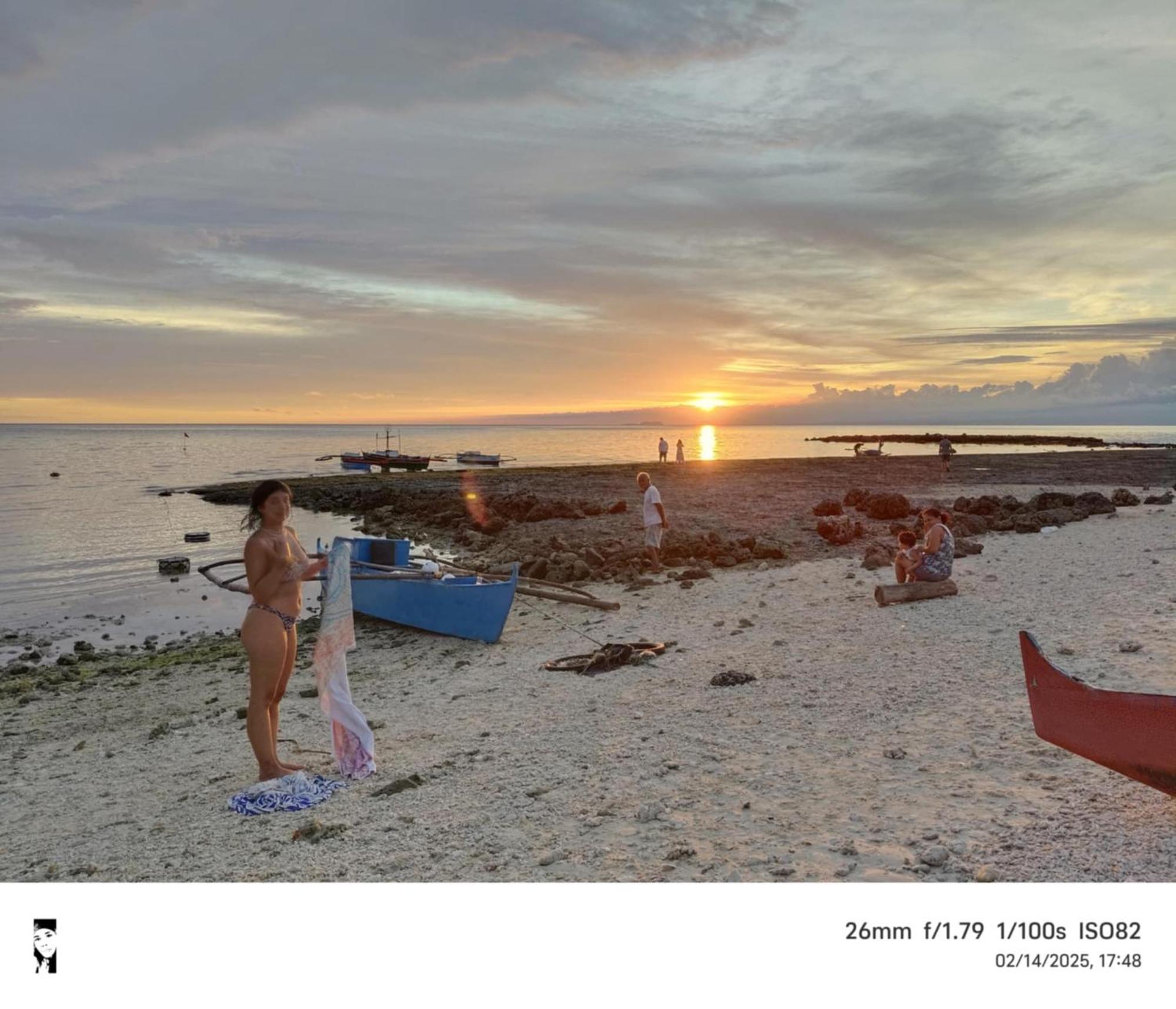 Kobe'S Beachfront Haven Siquijor Exterior foto